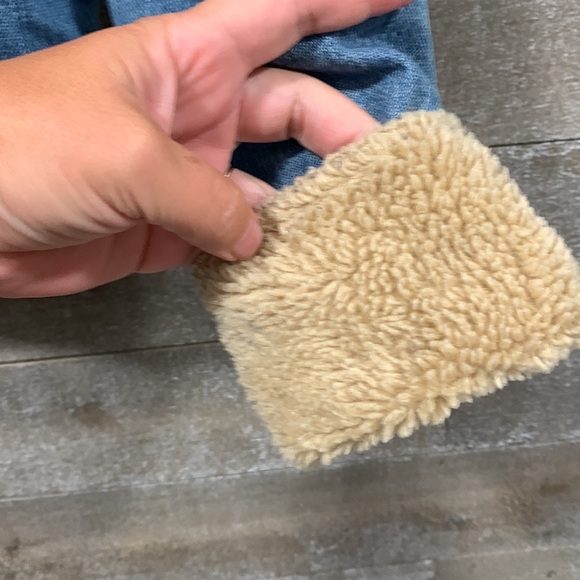 RuffHewn well worn fleece lined jean jacket size Medium - Picture 4 of 11